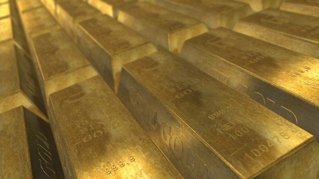 Post Thumbnail - Thinking About Investing In Gold? Here’s What You Need To Know